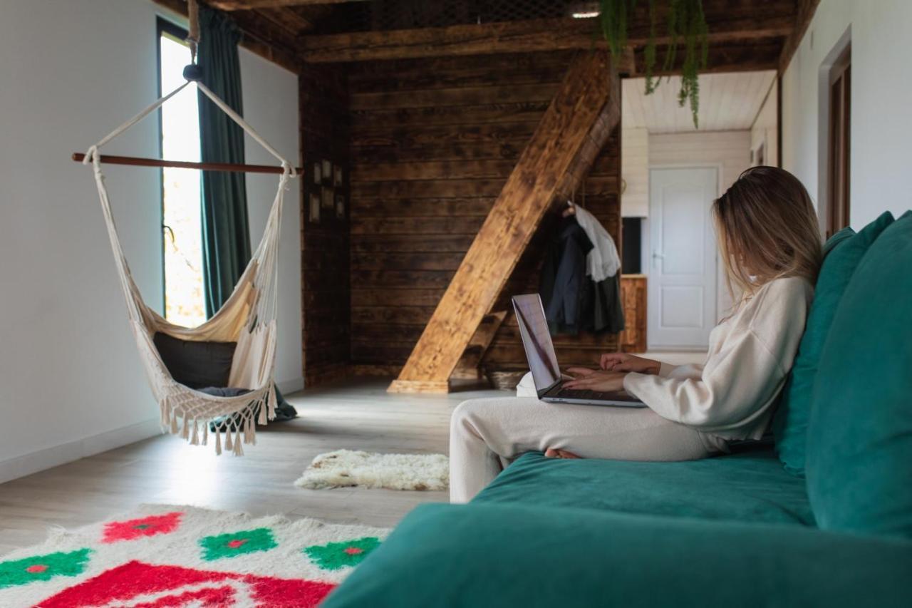 Organicle Lodge Sincraieni Eksteriør billede